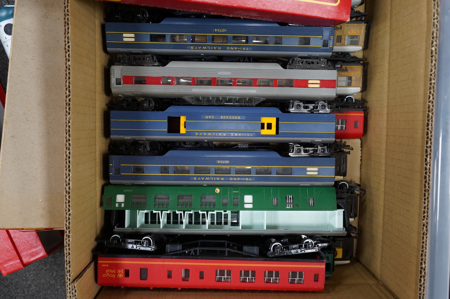 A collection of 00 gauge railway by Hornby, Tri-ang, Lima, etc. including seven locomotives and twenty-six bogie coaches including; LNER, Pullman, Royal Mail, BR, etc. Condition fair to good, some items boxed.